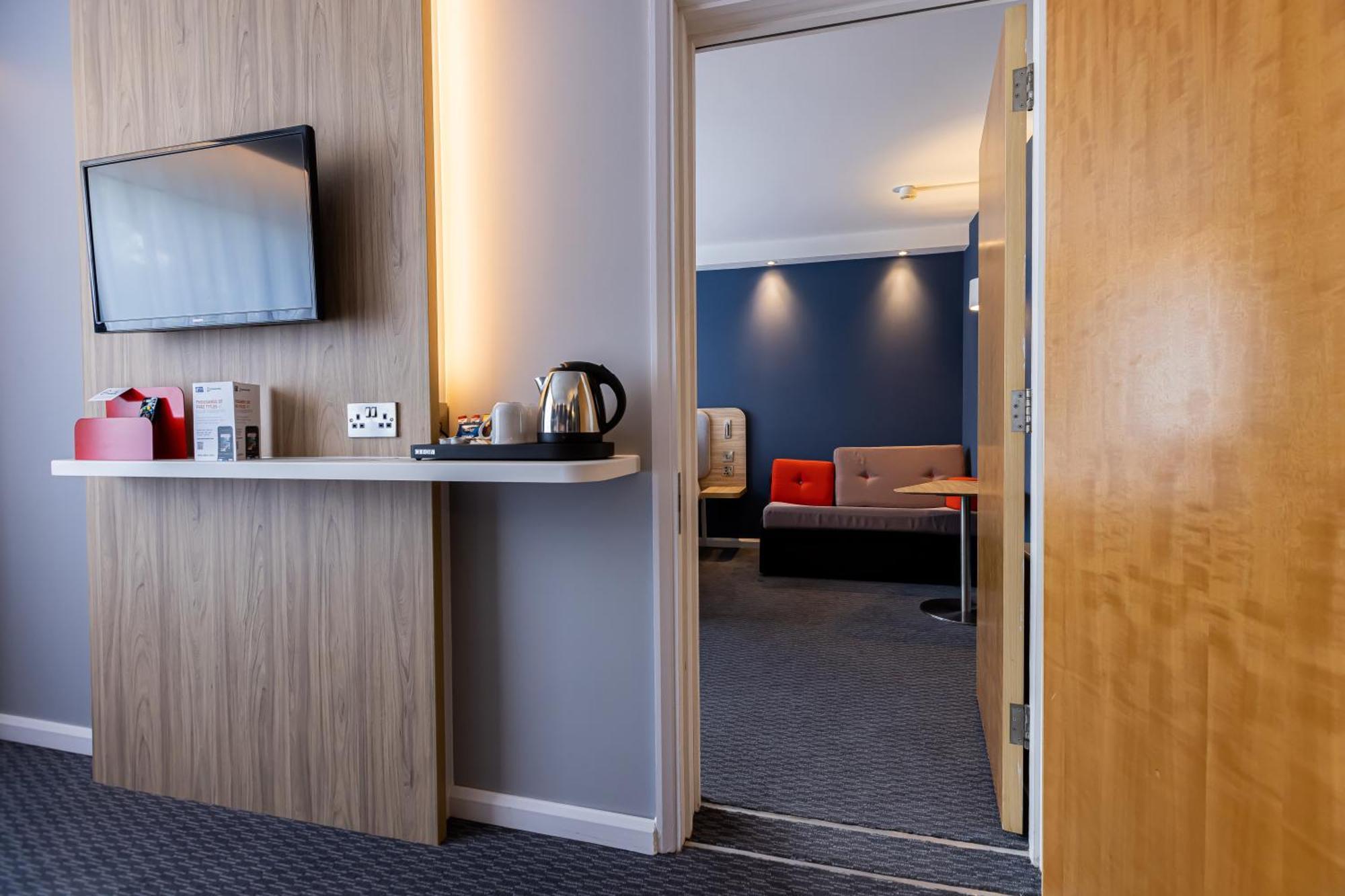 Holiday Inn Express Norwich By Ihg Drayton  Zewnętrze zdjęcie
