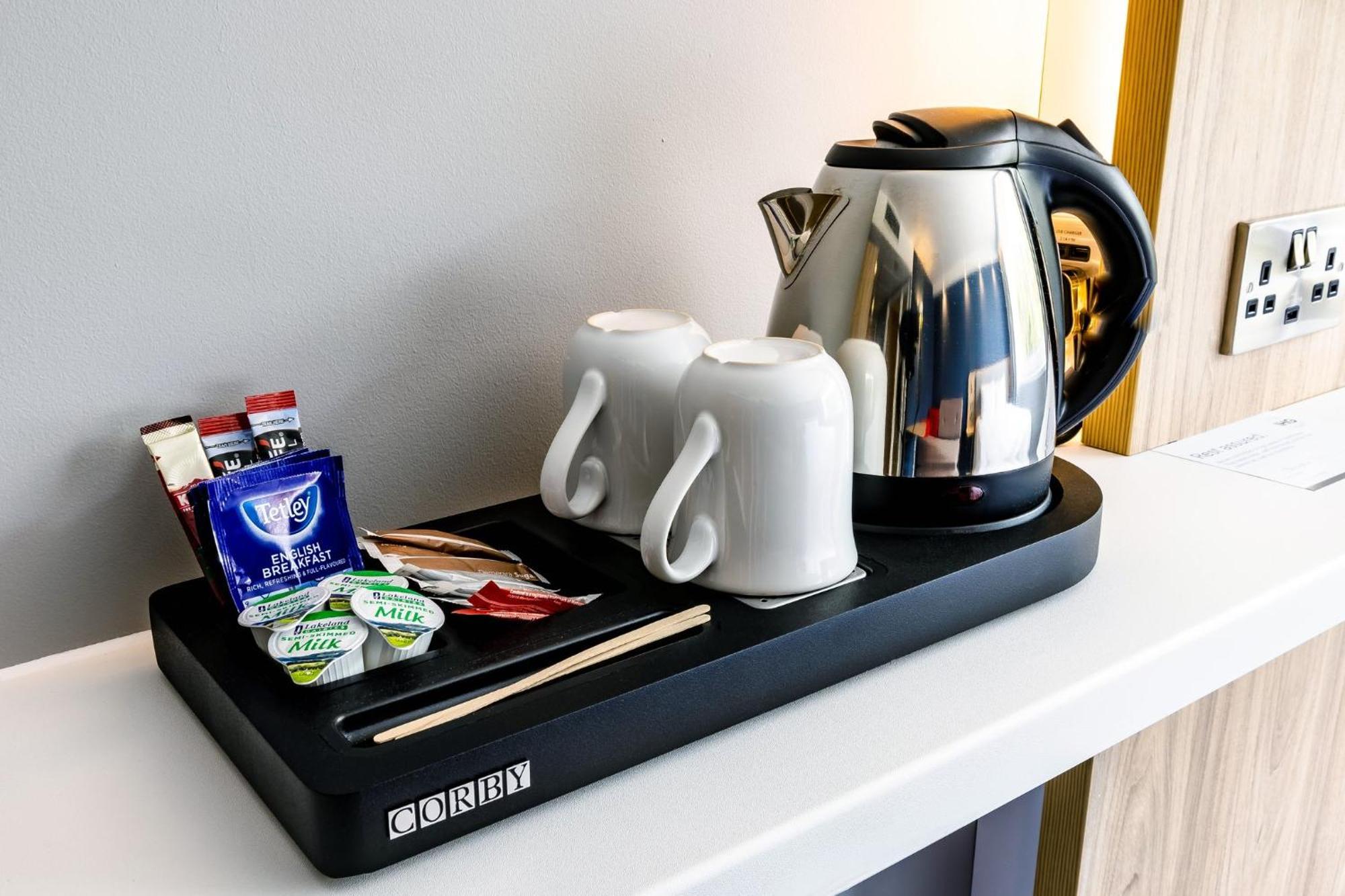 Holiday Inn Express Norwich By Ihg Drayton  Zewnętrze zdjęcie