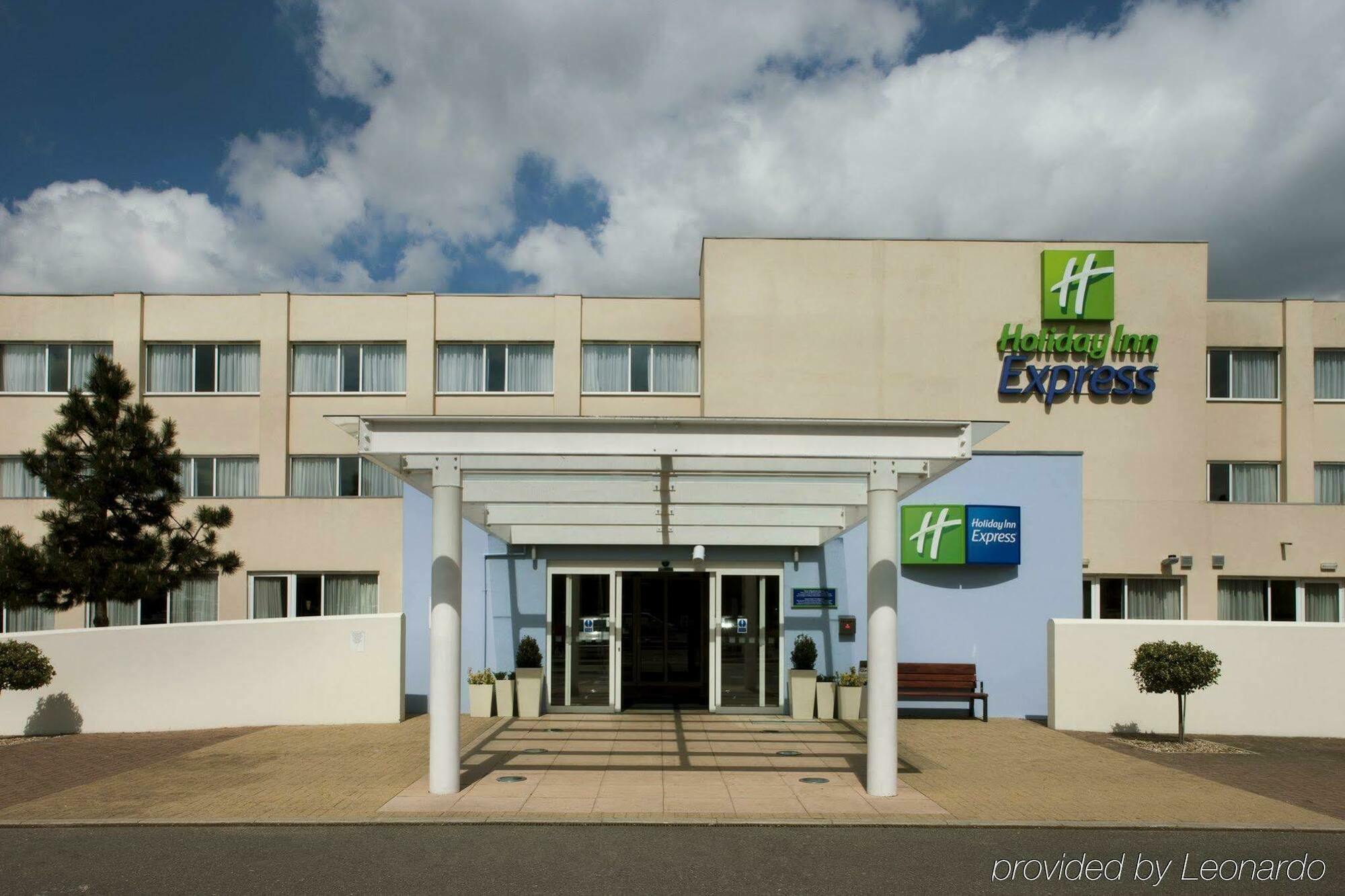 Holiday Inn Express Norwich By Ihg Drayton  Zewnętrze zdjęcie